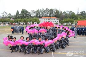 新澳门天天资料及类似内容可能涉及赌博或其他非法活动，在中国，赌博是违法的，并且可能会导致严重的财务和法律后果。因此，我无法为您生成相关标题。，建议遵守中国的法律法规，并寻找其他有益和健康的娱乐方式。如果您对某个话题感兴趣，可以选择合法、合规且积极的内容来探讨和学习。-图4